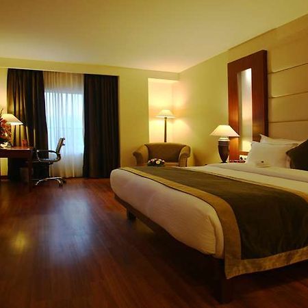 Continent Nakodar Hotel & Resorts Rom bilde