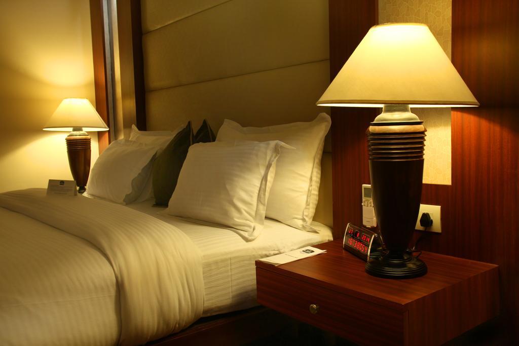 Continent Nakodar Hotel & Resorts Rom bilde