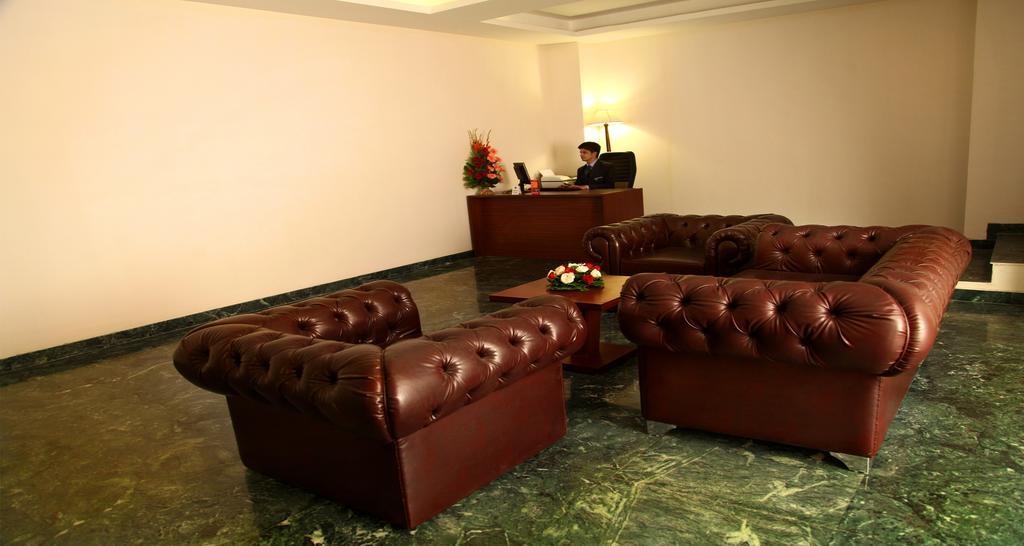Continent Nakodar Hotel & Resorts Eksteriør bilde